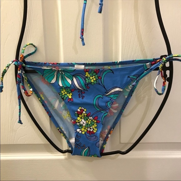 🔥ON SALE🔥2/$40🔥 O Beach 🏖 Bikini Set - Picture 6 of 7